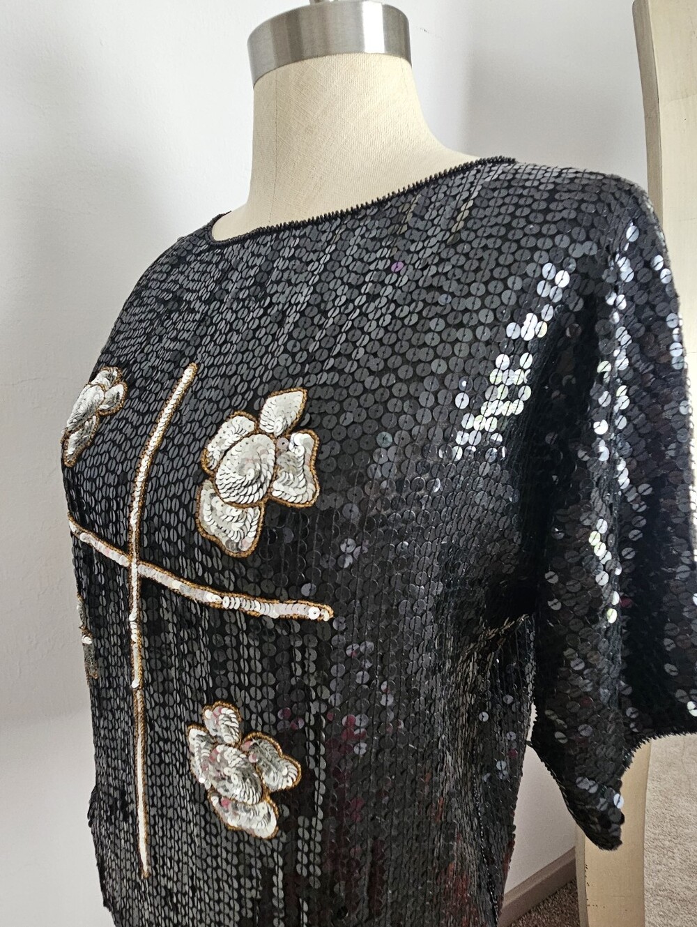 VTG 80s Sequined Evening Top Black with Silver/Gold Metallic Floral Grid | SZ M - Picture 6 of 8